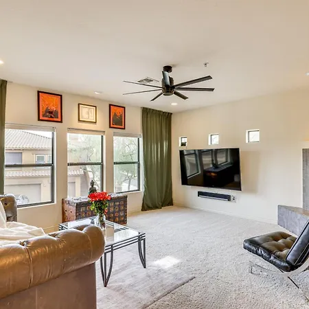 Phoenix Condo About 1 Mi To Desert Ridge Marketplace!